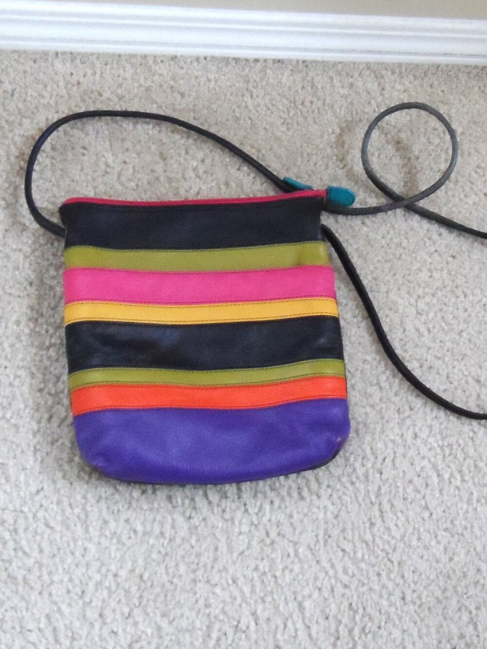 ili New York Multi Coloured Genuine Leather Crossbody - Picture 5 of 9